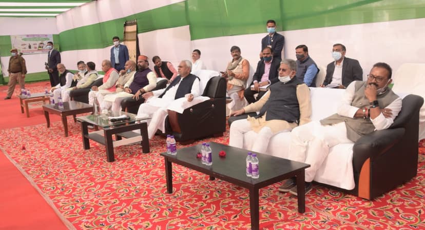 महाने बीयर सिंचाई परियोजना का किया निरीक्षण