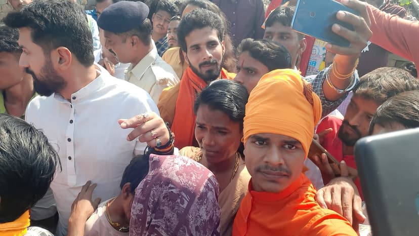 पीड़ित परिवार को मिले आर्थिक सहायता, सरकार से की मांग