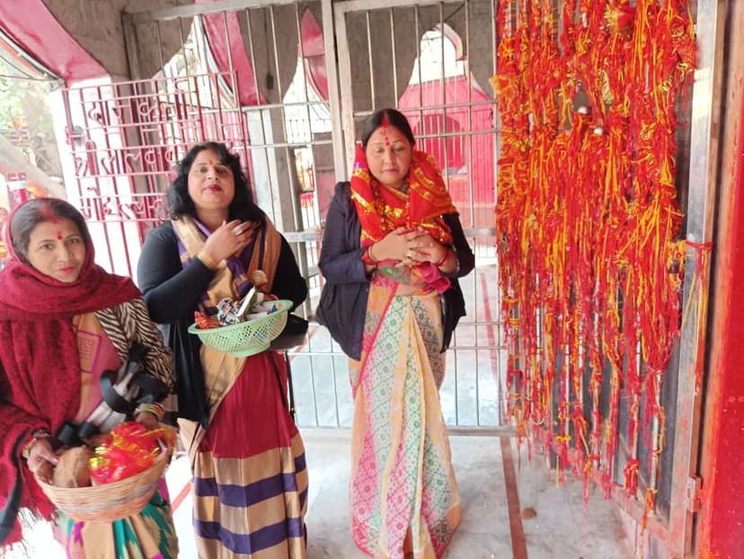 चुनाव आयोग ने दिया टमटम छाप, तो निकल पड़ी टांगा पर प्रचार करने