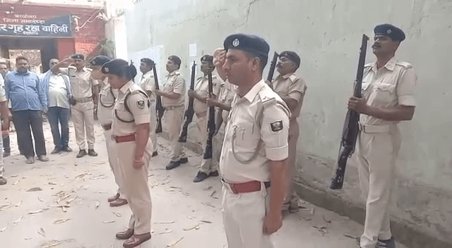 BEGUSARAI में छापामारी के लिए निकले होमगार्ड जवान का शव घर पहुंचते ही मचा हड़कंप