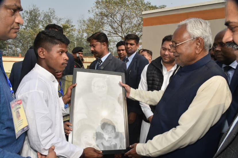 कटिहार में समाधान यात्रा में CM नीतीश कुमार ने की घोषणा..