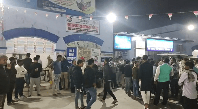 शादी समारोह से वापस लौट रहे थे नगर पार्षद..तभी अपराधियों ने मार दी गोली..