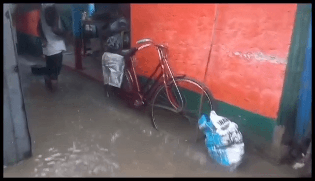 किशनगंज में जनजीवन अस्त-व्यस्त.. कहीं जलजमाव तो..कहीं कटाव..