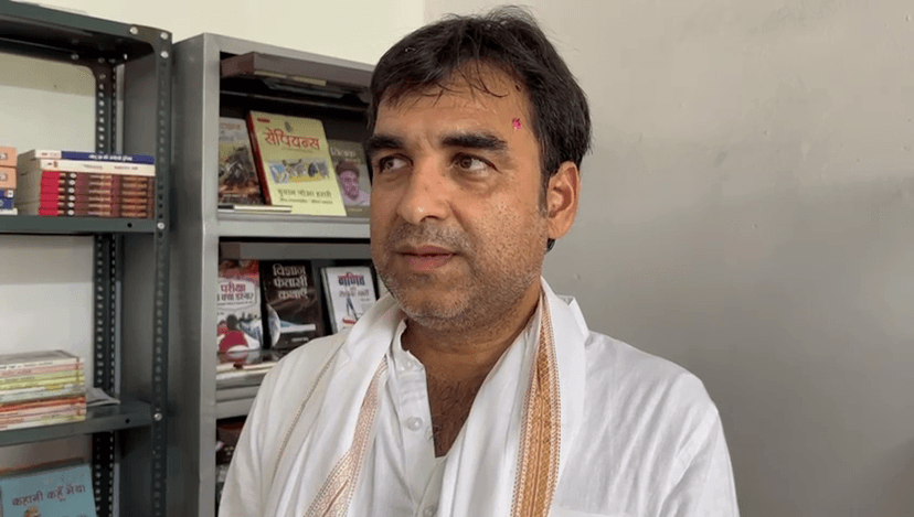 OMG2 के जरिए देश-दुनियां में धूम मचा रहे अभिनेता पंकज त्रिपाठी अपने बचपन के स्कूल पहुंचे,हुए भावुक