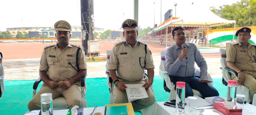 मोरहाबादी मैदान में आयोजित झंडोत्तोलन समारोह के लिए फुल ड्रेस रिहर्सल किया गया