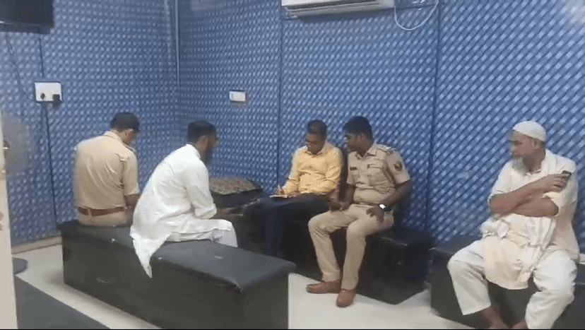 बेटी की निकाह कराने जा रहे शख्श को मारी गोली, 50 हजार की लूट
