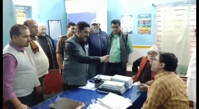सत्ताधारी JDU विधायक की धमकी के बाद गायब हुए डॉक्टर साहब,परेशान स्वास्थ्य विभाग..