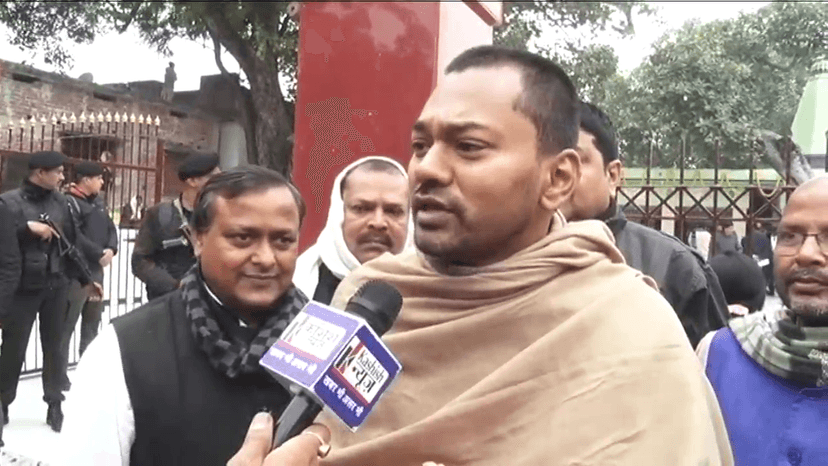 CM नीतीश ने अपनी मां परमेश्वरी देवी की पुण्यतिथि पर कल्याण बीघा में दी श्रद्धांजलि..