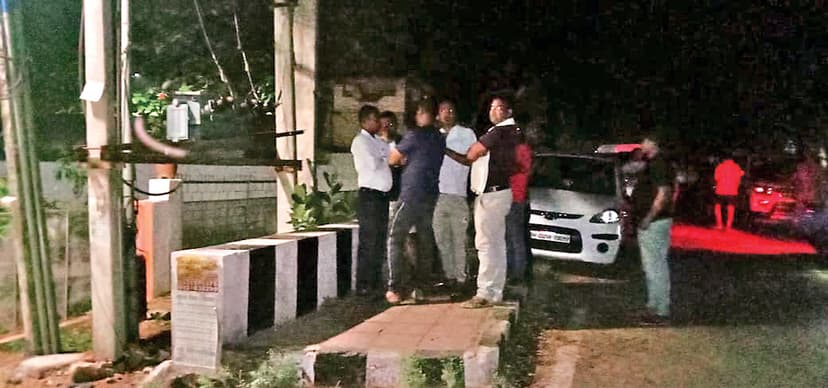 लोहरदगा में सिपाही ने एएसआइ को मारी गोली