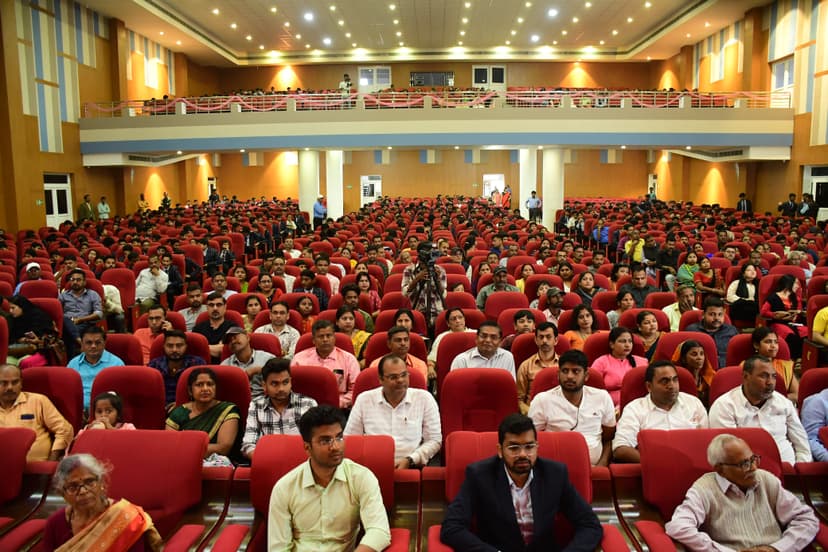 विद्या विहार में धूमधाम से मनाया गया वार्षिकोत्सव 2024, छात्र-छात्राओं की शानदार प्रस्तुति ने मोहा लोगों का मन