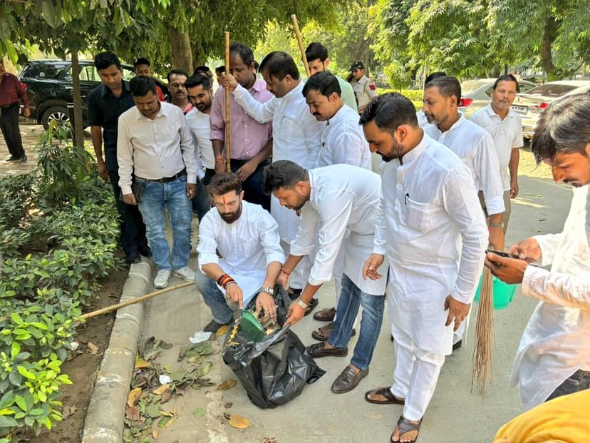स्वच्छ भारत मिशन के 10 वर्ष पूरे, चिराग पासवान ने PM मोदी को दिया जागरूकता अभियान को साकार करने का श्रेय