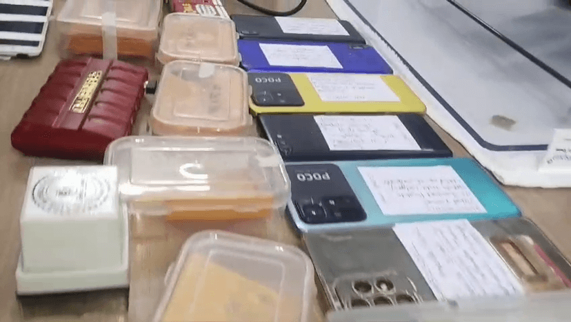 मोबाइल चोरी कर IMEI बदल देते थे, पढ़िये पुलिस के शिकंजे में कैसे आया गिरोह