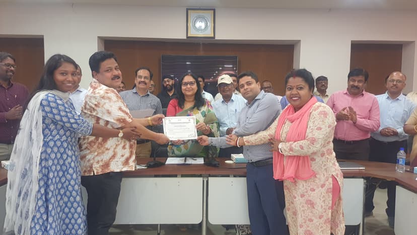 जेएसएलपीएस की वार्षिक समीक्षा बैठक, वित्तीय वर्ष 2024-25 की जिला वार्षिक रैंकिंग की हुई घोषणा