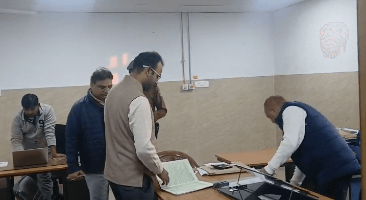 6 डॉक्टरों को शो कॉज, निरीक्षण से मचा हड़कंप