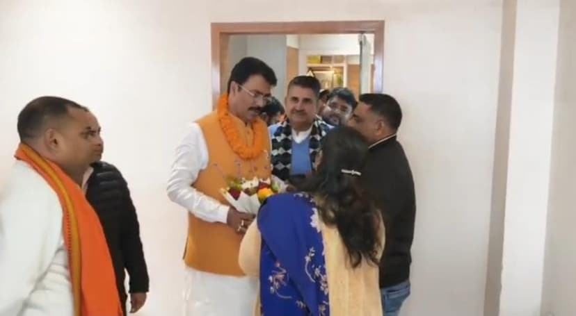 बीजेपी प्रदेश अध्यक्ष संजय सरावगी पटना से हुए रवाना, दरभंगा में हुआ जोरदार स्वागत