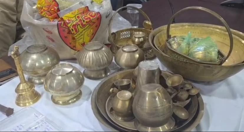 बोकारो में 44 बंद घरों में चोरी करने वाला गिरोह हुआ गिरफ्तार
