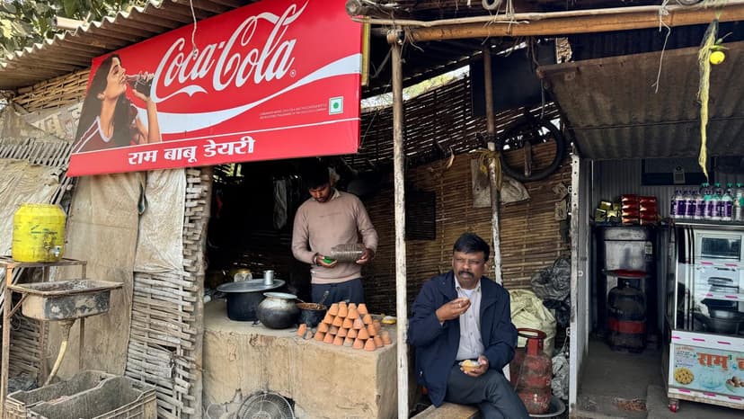 चाय की चुस्की, तिलकुट का स्वाद और आमजन से संवाद, नौबतपुर में ACS डॉ. एस. सिद्धार्थ का फिर दिखा अलग अंदाज
