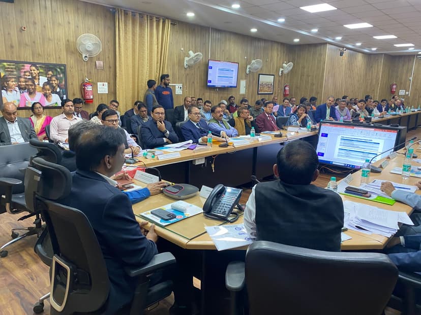 बिहार में उच्च शिक्षा सुधार पर हुआ मंथन, शिक्षा मंत्री की अध्यक्षता में कुलपतियों की हुई अहम बैठक