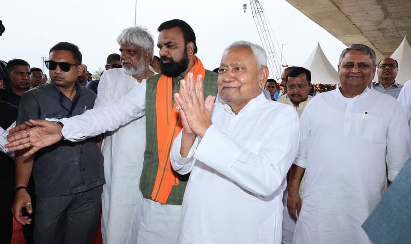 CM नीतीश ने राघोपुर के लोगों को दी बड़ी सौगात, कच्ची दरगाह बिदुपुर 6 लेन पुल का किया उद्घाटन