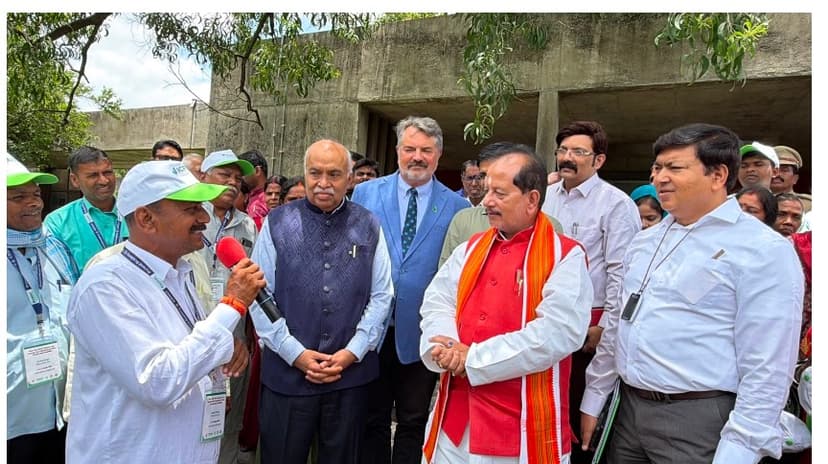 कृषि क्षेत्र में हो रहे अनुसंधान एवं नवाचारों का लाभ आमजनों तक पहुंचाना हमारी प्राथमिकता – मंत्री विजय कुमार सिन्हा