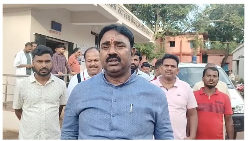खेत में धनरोपनी के दौरान वज्रपात से 5 लोगों की मौत, 3 घायल