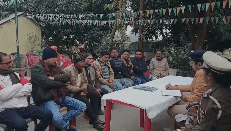 पुलिस मुख्यालय के निर्देश पर आयोजित जनता दरबार में एसपी शिखर चौधरी ने सुनी लोगों की फरियाद