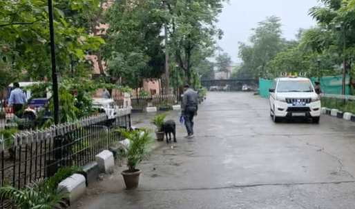 एसपी को बांग्ला भाषा में भेजा गया ई-मेल,डॉग स्क्वायड से चप्पे-चप्पे की तलाशी