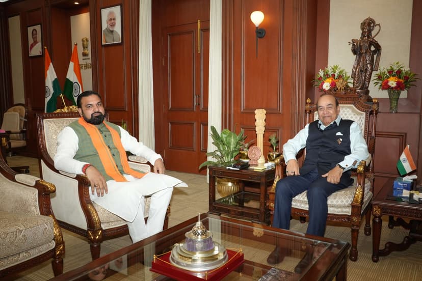 राज्यपाल, मुख्यमंत्री और उच्च शिक्षा मंत्री ने बनाया सुधार का रोडमैप