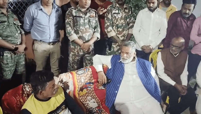 पटना के गर्ल्स हॉस्टल में रह रही छात्राओं को मुफ्त गैस सिलेंडर देने का किया वादा