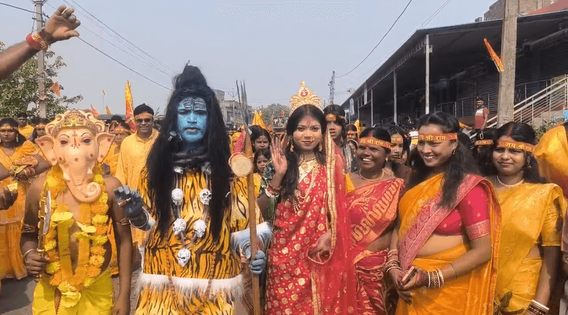 भव्य कलश यात्रा के साथ सात दिवसीय श्री श्री 108 रामचरितमानस महायज्ञ की शुरुआत